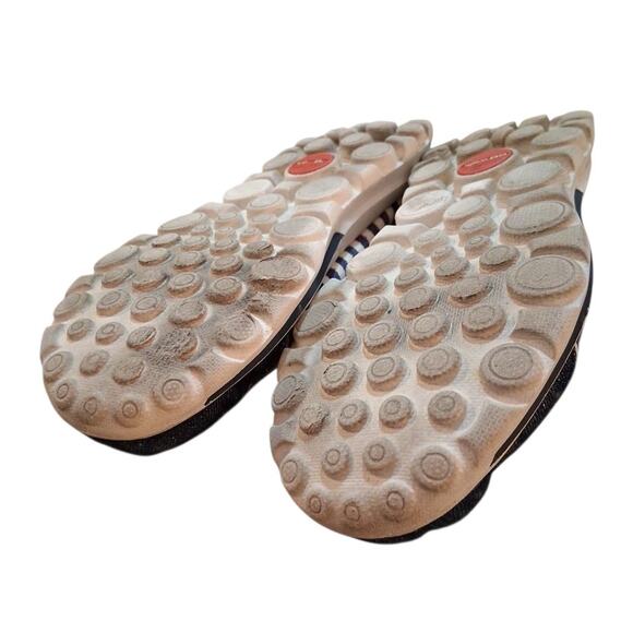 Skechers Women’s Go Walk Slip-On Boat Shoes Size 8 Blue White Horizontal Stripe - Picture 9 of 9